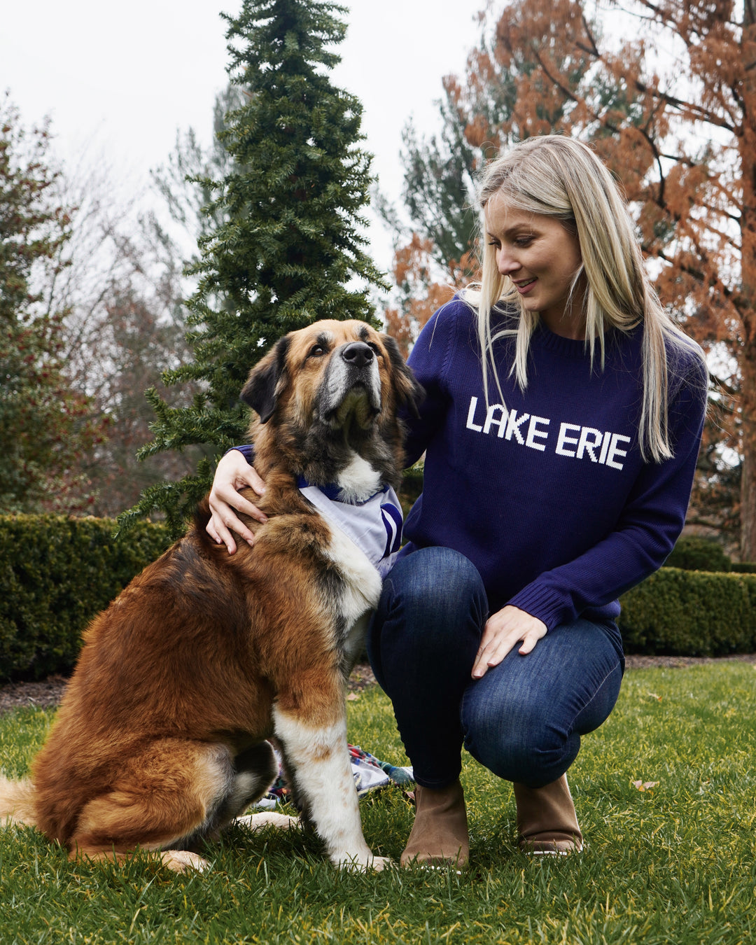 Women's Knit Lake Erie Sweater- Navy/Ivory